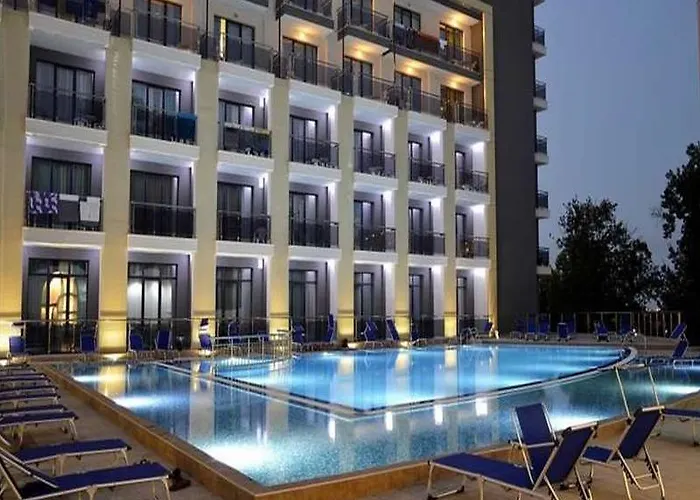 Arena Mar And Golden Sands